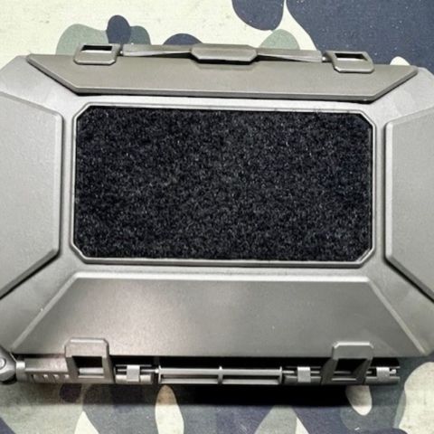 Thyrm Darkvault Comms