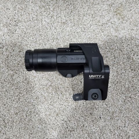 Sig Juliet4 w/ Unity Mount