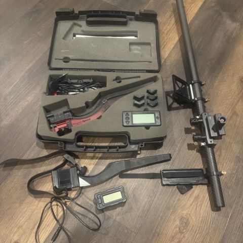 Magneeto chronographs