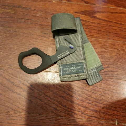 Benchmade seat belt cutter