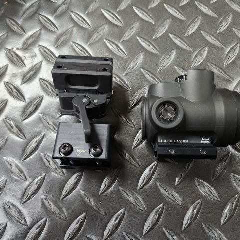 Trijicon MRO 
