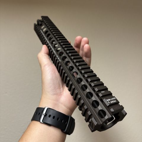 DD RIS II M4A1 brown 