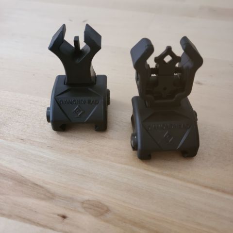 Diamondhead polymer diamond front and rear flip up sight with NiteBrite photo-luminescent Inserts