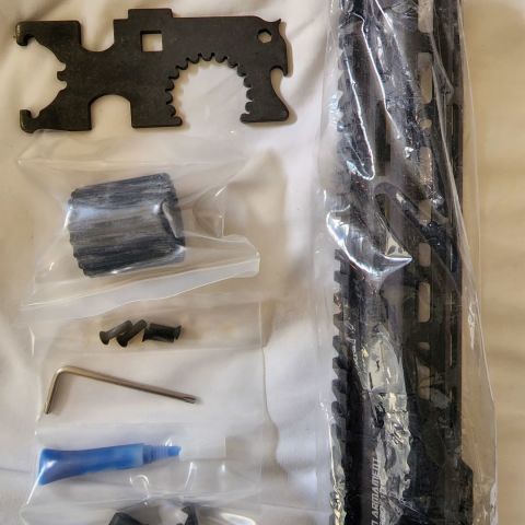 SR-RIGID M-LOK Rail 10.5