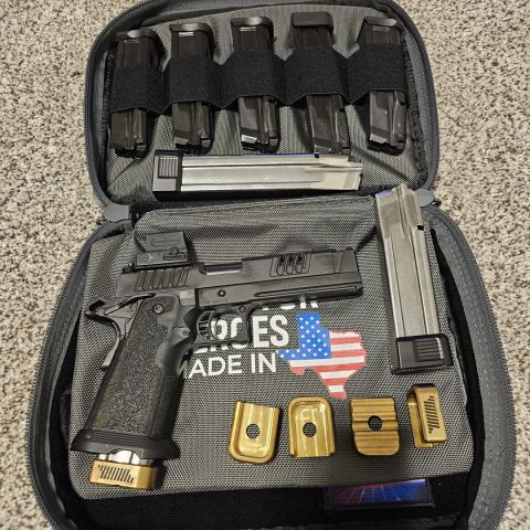 Staccato XC w/ Holosun 509T Green and extras