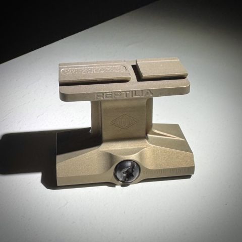 1.93 DOT ACRO mount ⋅||⋅ Aimpoint Reptilia FDE tan