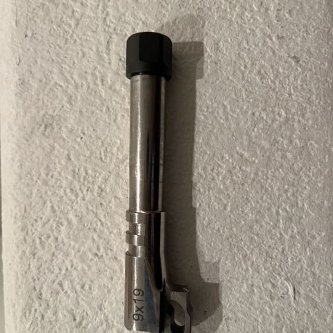 Sar b6 compact threaded barrel