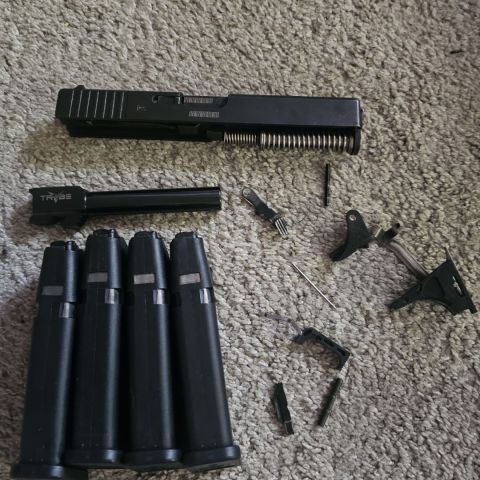 Glock 22 g4 slide w/9mm conver