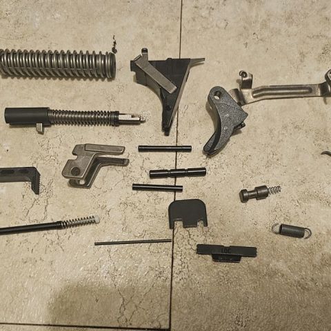 Glock 22 g4 slide&frame parts