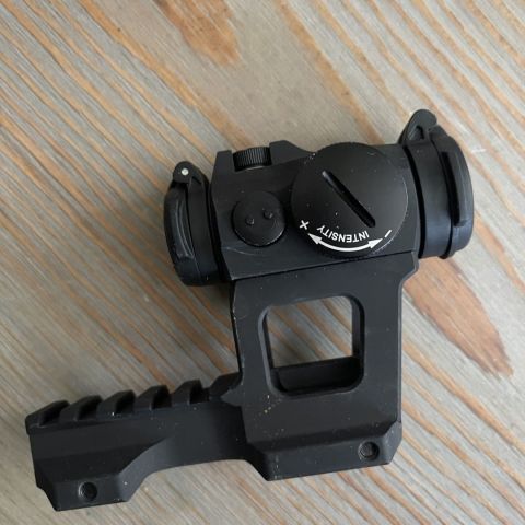 Aimpoint T2 on a Kac skyscraper 