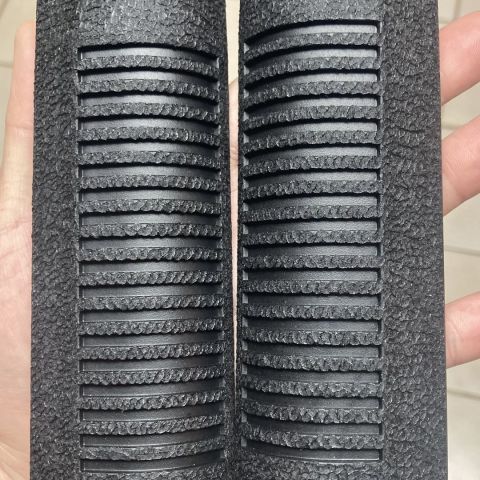 Benelli M4 handguards stippled