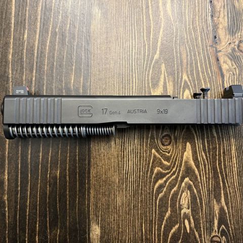 Glock 17 slide with RMR cut. 