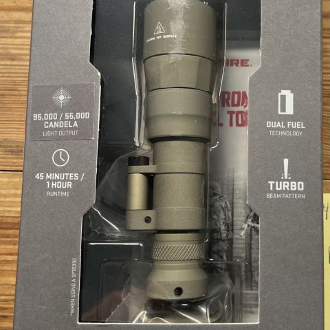 Surefire M340DFT  BLK and FDE 