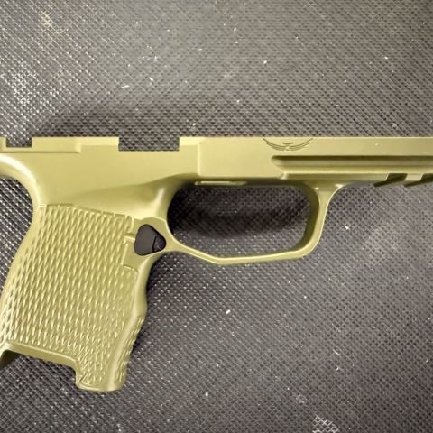 Icarus Precision Ace P365 grip