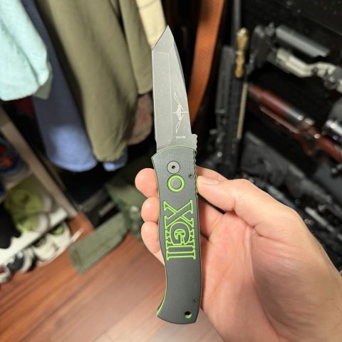 Protech Emerson knife 