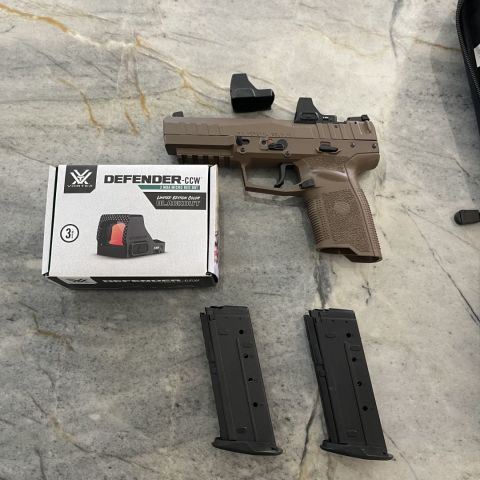 FN Five Seven MRD w Red Dot