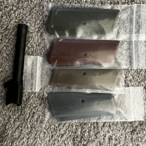 FN Hi Power grips and barrel 
