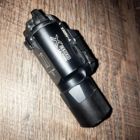 Surefire X300 Streamlight TLR