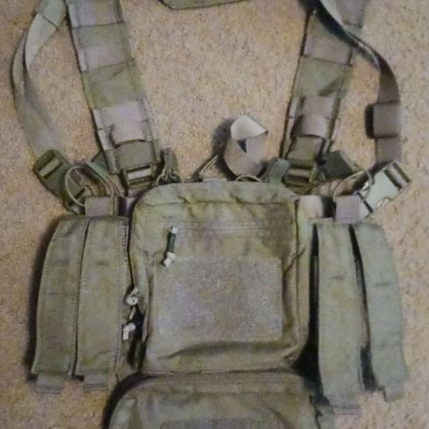 Helikon Tex chest rig