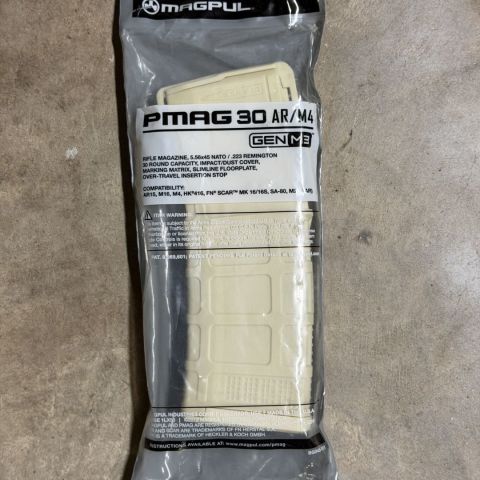 BNIB Sand PMAG