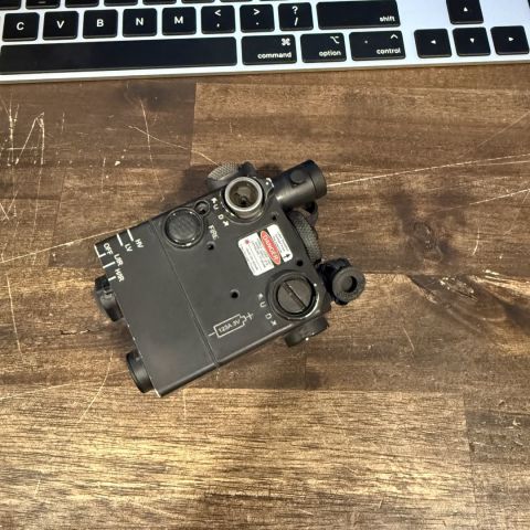 Dbal i2 Red Vis/ IR Model 9004