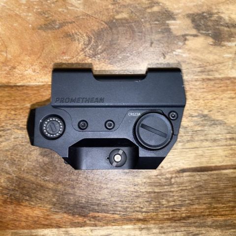 Lead & Steel LP1 Red Dot