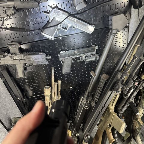 Airsoft mp5 clone light