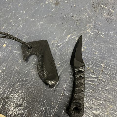 Non metallic knife, G10