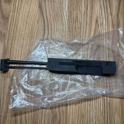 Vmac9 assembled bolt