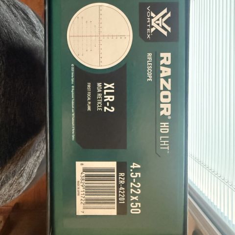 Vortex razor HD LHT 4.5-22x50