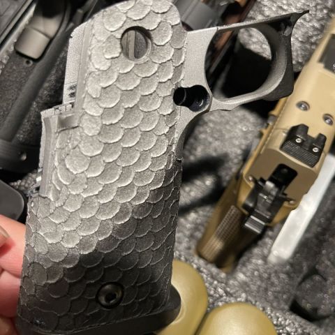 Extreme shooters 2011 grip