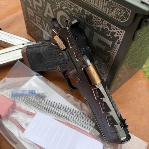 Watchtower Apache PewView BNIB