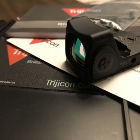 Trijicon RMR Type 2 RM06 3.25 MOA