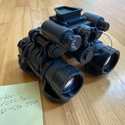 BNVD-SG Gen III White Phosphor Binos