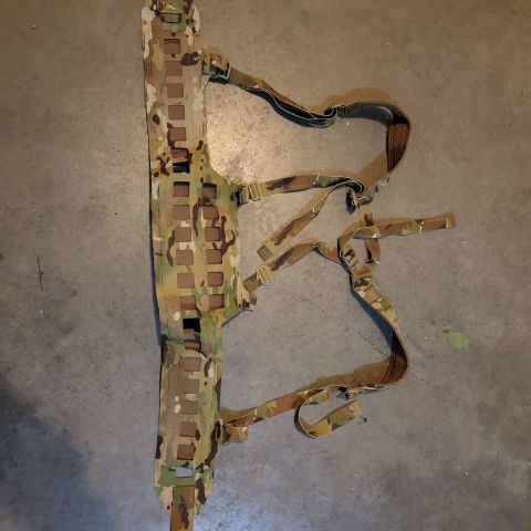 チ*タ様 米軍放出品BlueForceGearSPLITminusCHESTRI Blue Force Gear SPLITminus Chest Rig ( Multicam )