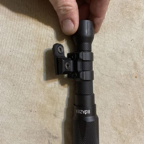 Z-bolt extreme throw light 