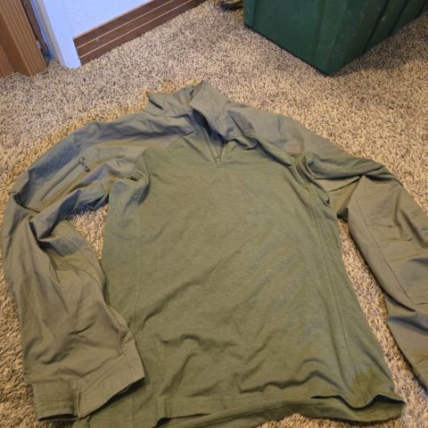 Beyond clothing Combat top 