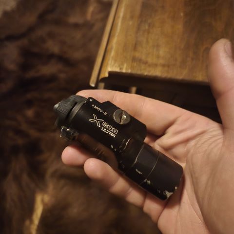 Surefire x300u-b