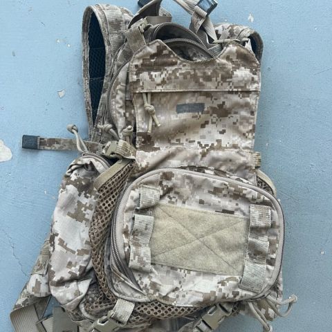 Eagle AOR1 beavertail pack