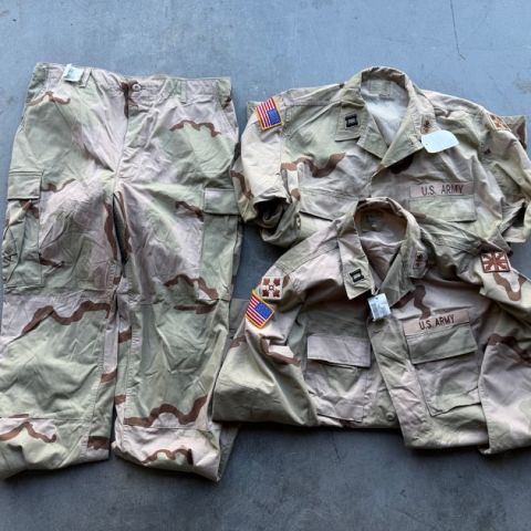 USGI DCU desert  NEW Large L