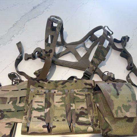 Crye Airlite Chest Rig