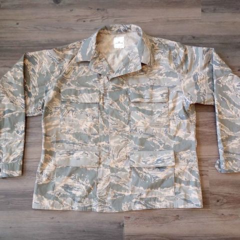 USAF Tiger Stripe Top 44S Med