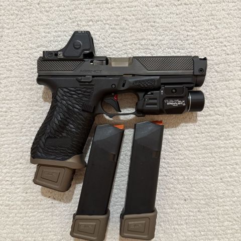 Full done-up Glock 19.5 build
