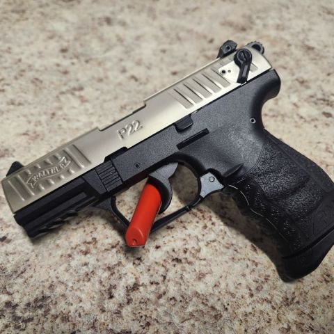 Walther P22
