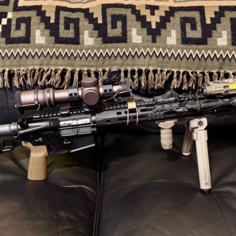 Knight’s Armament SR-15