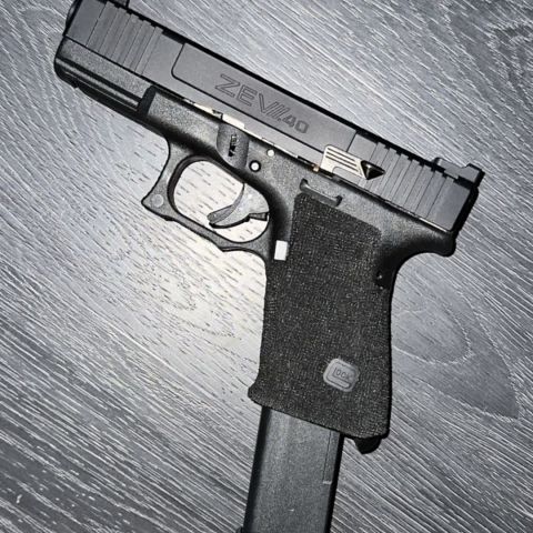 Rare Zev Tech .40 Glock 23 