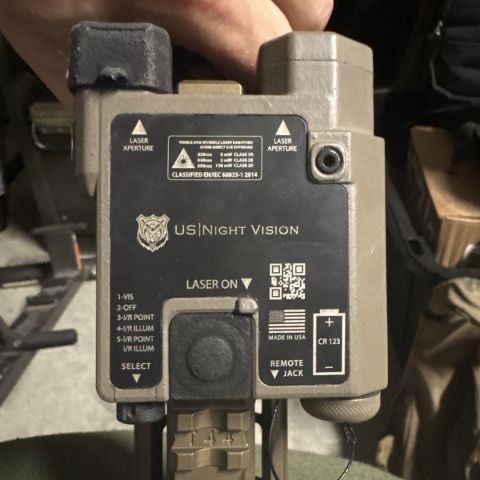 USNV 3EIR DIR-V green/ir/illum