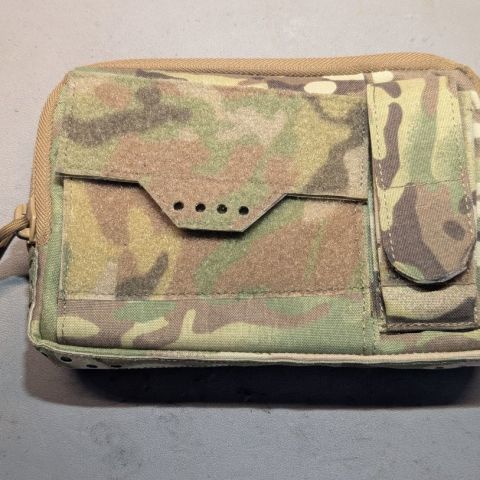 EXCHANGE SPECIAL ADMIN POUCH 