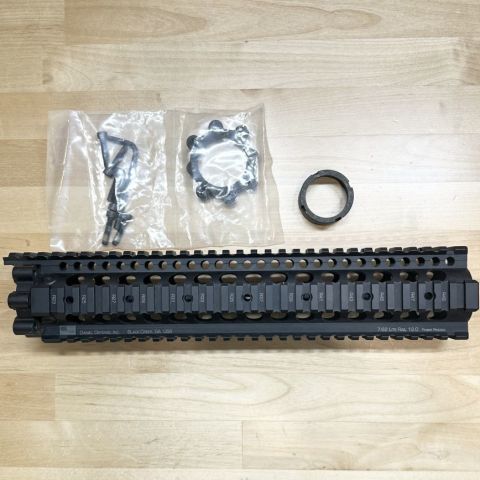 DD 7.62 Lite Rail (RRA LAR-8)