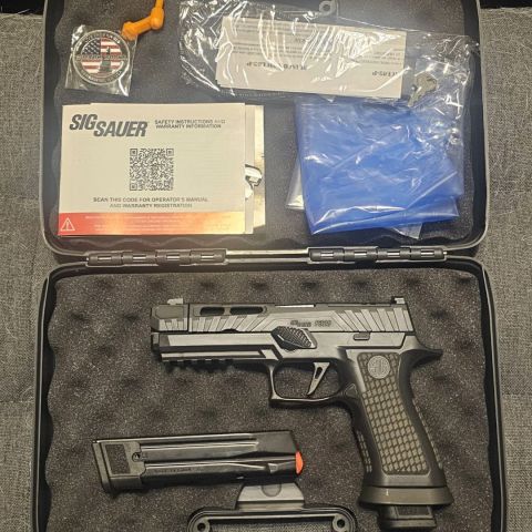 Sig Sauer P320 Spectre Comp